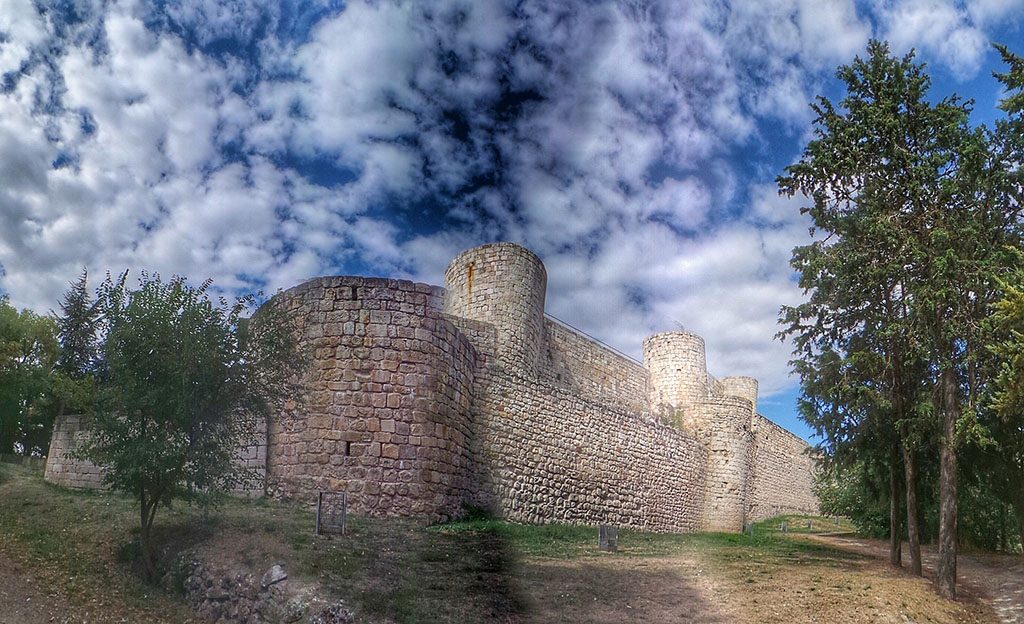 Castillo de Burgos, monumentos imprescindibles de Burgos