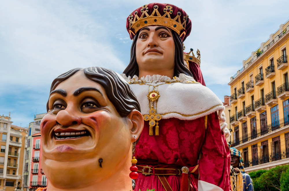Gigantillos y Gigantones en las fiestas de Burgos, guía para disfrutar de los Sampedros